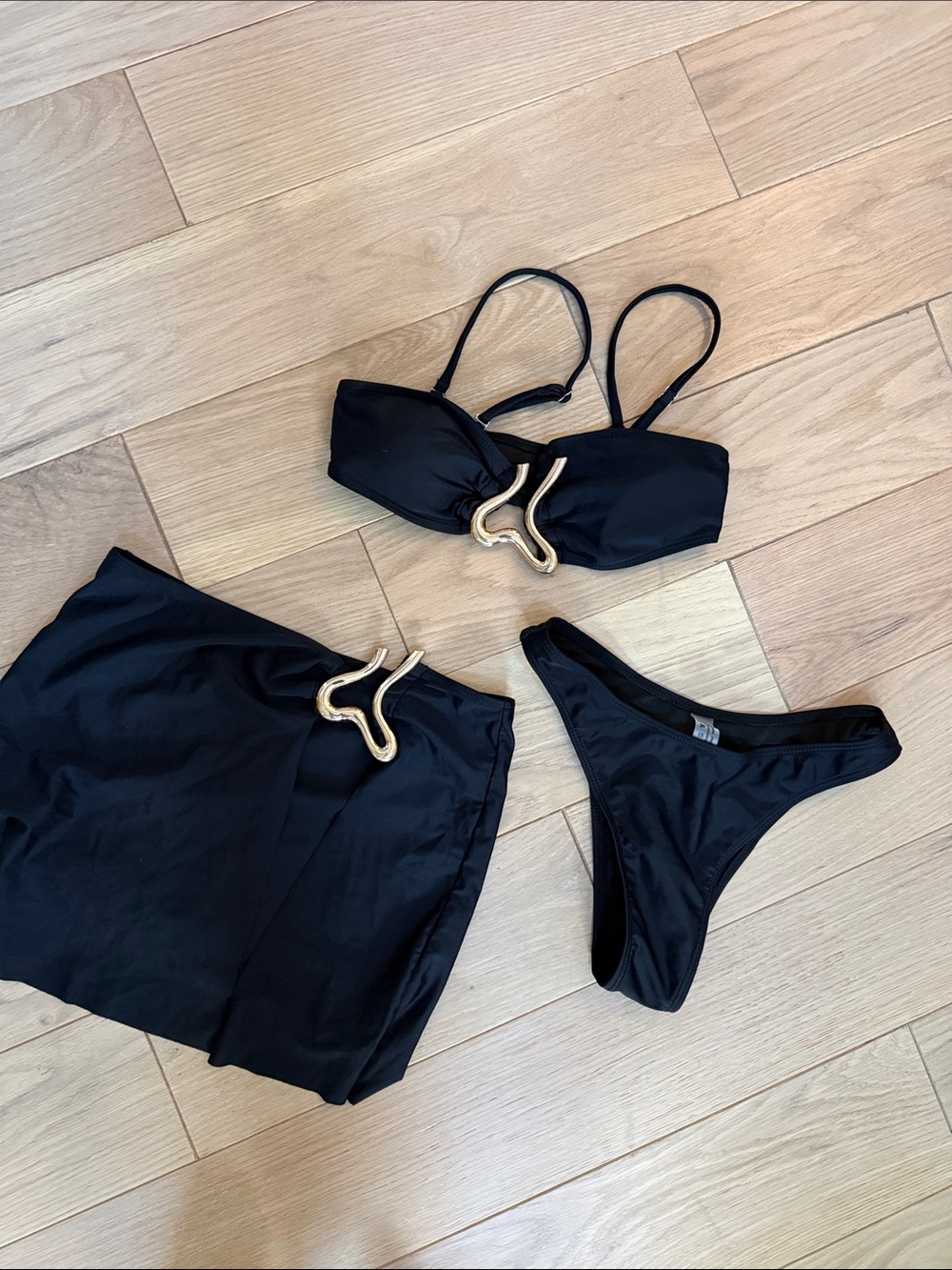 Commense Black Three-Piece Bikini Set with Gold Accent